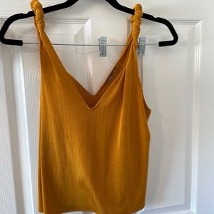 Zara tank size M